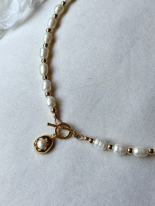 Pearl Toggle Necklace