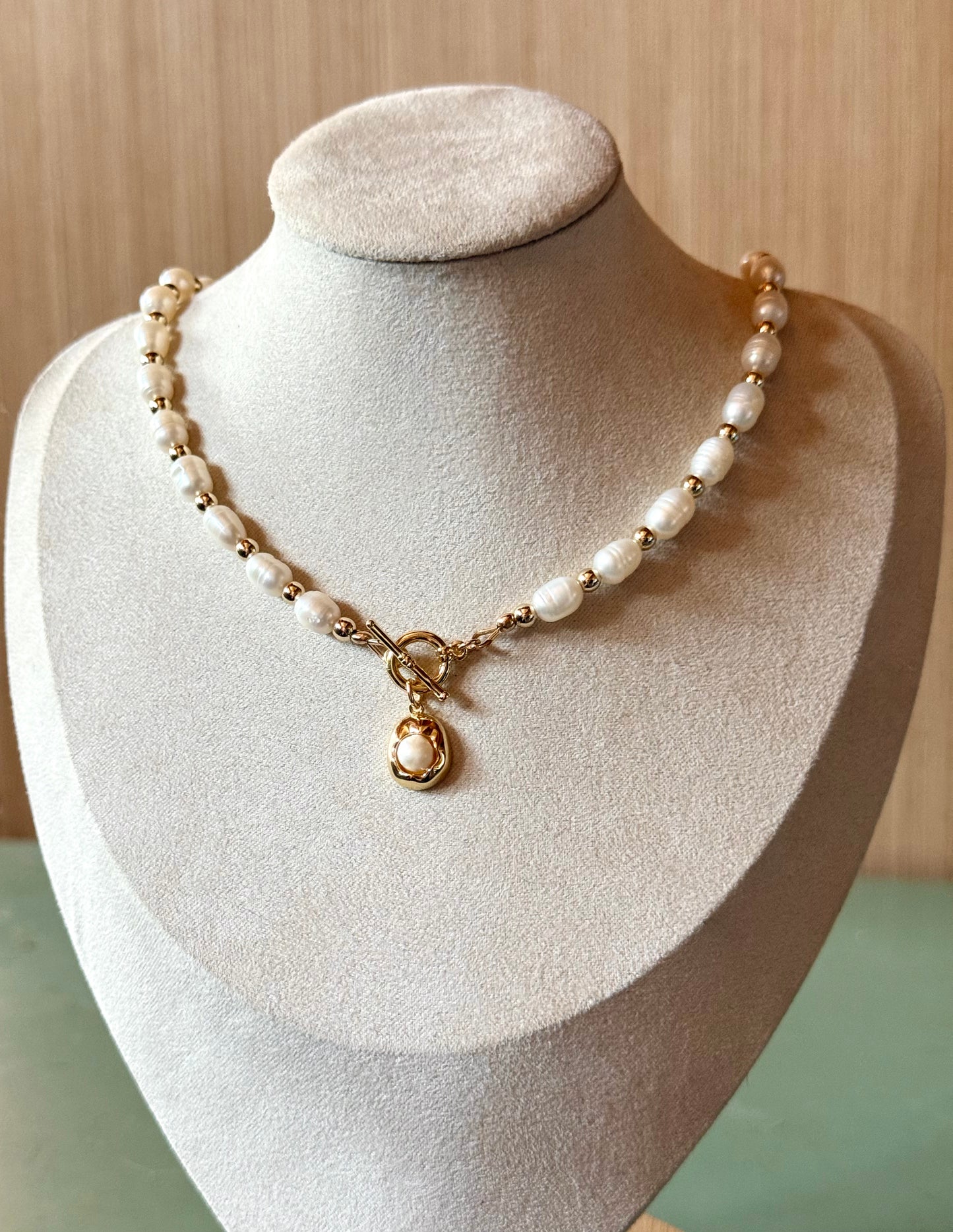 Pearl Toggle Necklace