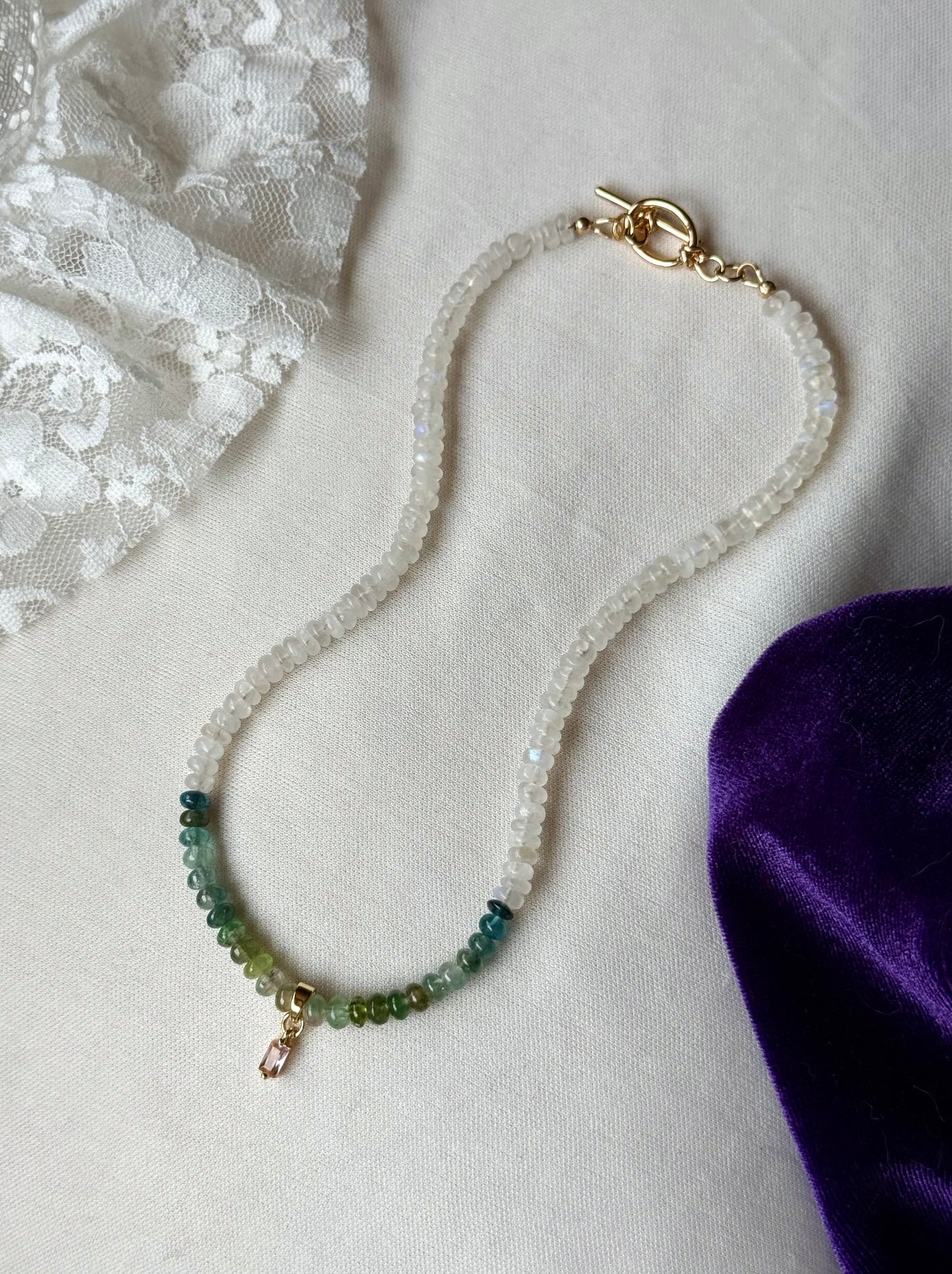 Holly Necklace